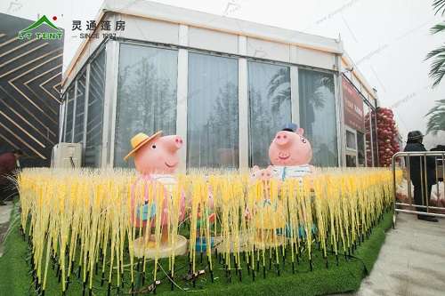 灵通篷房为售楼处搭建绿色临时售楼中心